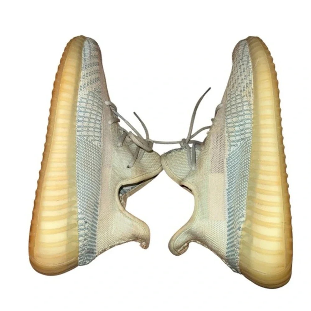 Adidas Yeezy Boost 350 V2 MENS 9.5 PRE-OWNED Cloud‎ White Shoes/Sneakers FW3043